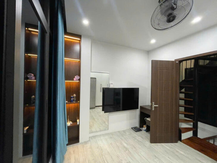 BÁN CĂN ĐỐNG ĐA 4 TẦNG 20M GẦN PHỐ – 2 MẶT NGÕ Ô TÔ – KINH DOANH – 40 RA MẶT PHỐ – NHÀ ĐẸP