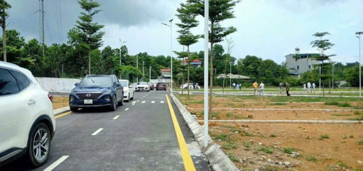 CẦN TIỀN MUỐN BÁN NHANH LÔ GÓC 68M NGAY TRẠI LÁNG CỔ ĐÔNG GIÁ HƠN HAI TỶ TÝ