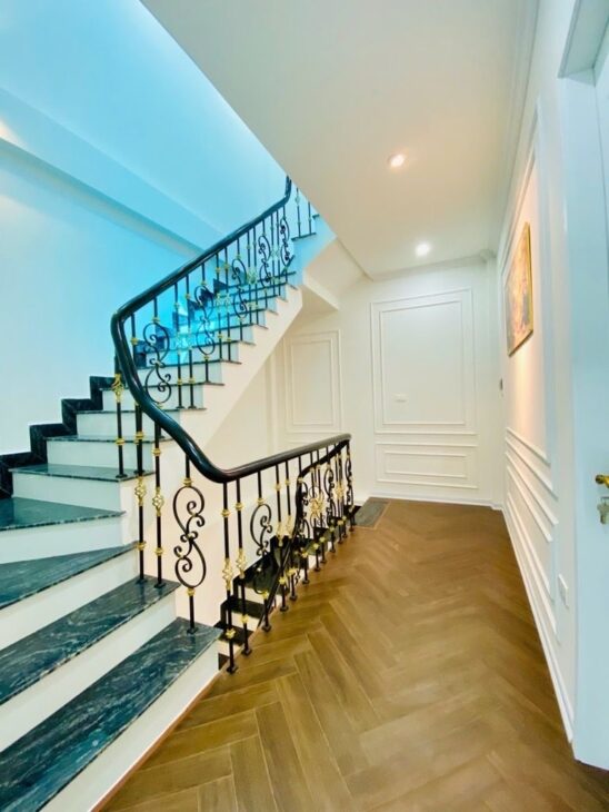 bán nhà thụy khuê 60m 14,8 tỷ-lô góc 3 thoáng,ngõ thông rộng,gần hồ-full nội thất