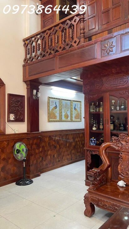 🏡 BÁN NHÀ ĐẸP 5 TẦNG – QUẬN 12 TẶNG FULL NỘI THẤT GỖ CAO CẤP – HẺM THÔNG 2 XE HƠI TRÁNH NHAU –