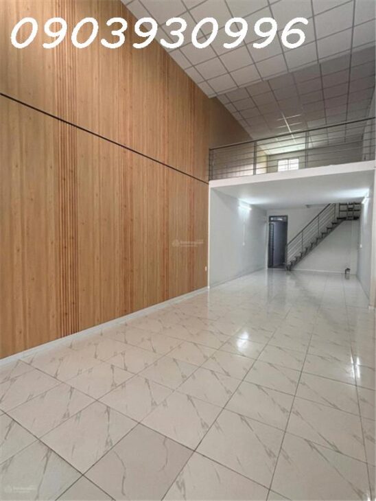 Bán đất SHR mặt tiền bờ kênh tặng nhà cấp 4 gác lững cực đẹp