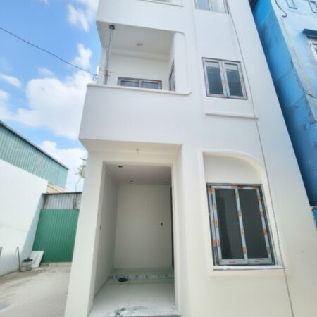 H1668 💥 Giảm 200tr! sát BV 175, SHR, Nở hậu, 3 tầng, 4.3×8.5m, 5.x tỷ H1668 💥 Giảm 200tr! sát BV 175, SHR, Nở hậu, 3 tầng, 4.3×8.5m, 5.x tỷ