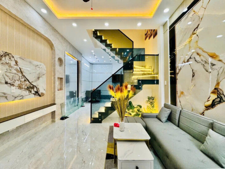 L1671 ⭐️ sát chợ Cầu GV, SHR, Vuông, 3 tầng, 4x9m, 5.x tỷ