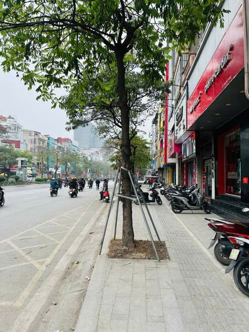 BÁN NHÀ MP XÃ ĐÀN 185M 9 TẦNG THANG MÁY VỈA HÈ KD ĐỈNH GIÁ 150 TỶ 0336212066