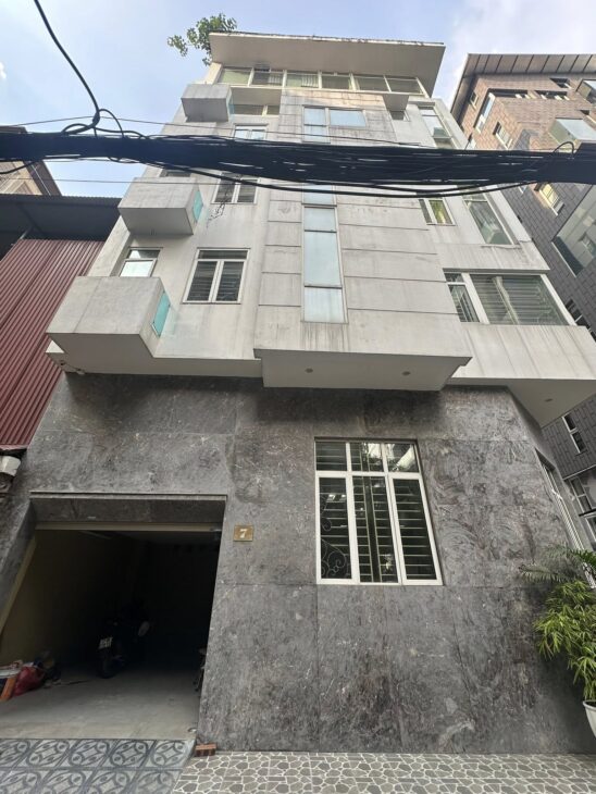 ĐỖ QUANG – NGUYỄN THỊ ĐỊNH – 7 TẦNG THANG MÁY, FULL NỘI THẤT, GẦN PHỐ, 7 CHỖ VÀO NHÀ