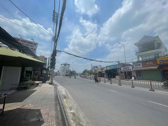 Bán nhà mặt tiền 4,3x33m giá 11,79 tỷ Đường Tô Ký