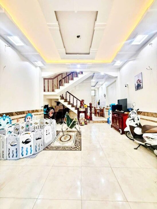 NHÀ 3 TẦNG BTCT ĐẸP 75M2 HXH. KHU VỰC DÂN CƯ SẦM UẤT TRẦN THỊ NĂM. TÂN CHÁNH HIỆP – GẦN BỆNH VIỆN