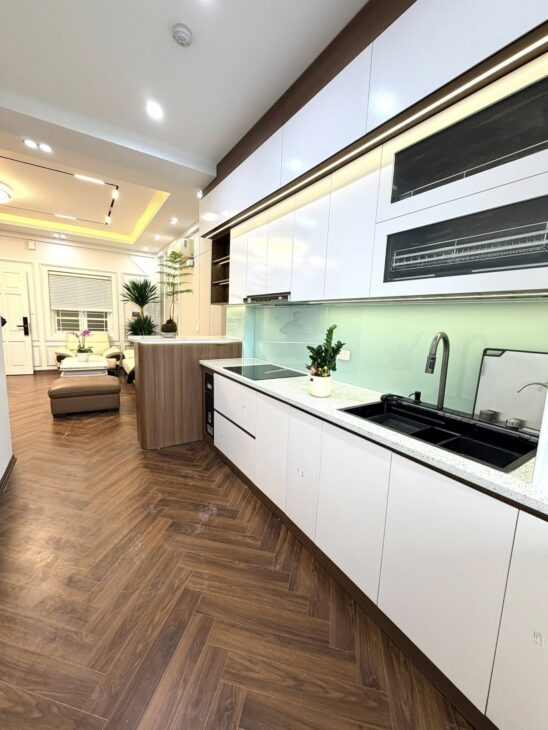 💥GIẬT MÌNH💥Căn CC tuyệt đẹp 130 Đốc Ngữ, 91m 3PN, Nội thất mới toanh, 9.6 tỷ Ba Đình