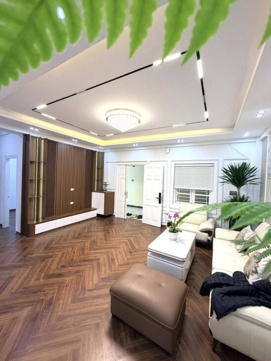 💥GIẬT MÌNH💥Căn CC tuyệt đẹp 130 Đốc Ngữ, 91m 3PN, Nội thất mới toanh, 9.6 tỷ Ba Đình