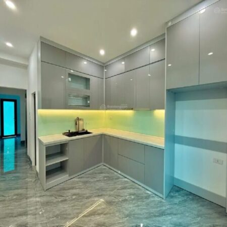 BÁN NHÀ TRUNG TÂM CẦU GIẤY, NGÕ OTO, PHÂN LÔ BÁN CỜ, DT 36M, MT 5M, GIÁ NHỈNH 15 TỶ. BÁN NHÀ TRUNG TÂM CẦU GIẤY, NGÕ OTO, PHÂN LÔ BÁN CỜ, DT 36M, MT 5M, GIÁ NHỈNH 15 TỶ.