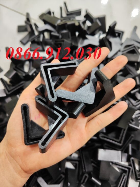 Chụp nhựa chân V cho bàn ghế, kệ sắt chữ V