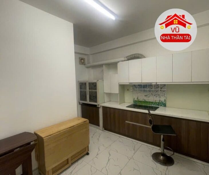 Bán nhà đẹp Măt Tiền Q.4, Gần Tân Vĩnh, 5,2m x 10m, 4 tầng, Giá nhỉnh 8 tỷ.