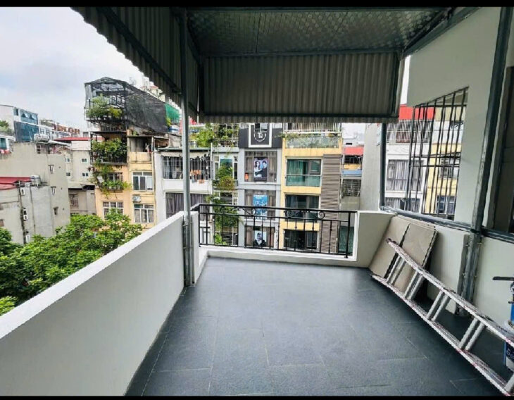 BÁN NHÀ HOÀNG HOA THÁM , KHU VỰC LÕI TRUNG TÂM CỦA THÀNH PHỐ.