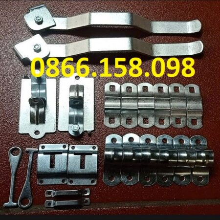 Bộ tay gài khóa cửa thùng xe tải sẵn kho số lượng lớn giá tại xưởng Bộ tay gài khóa cửa thùng xe tải sẵn kho số lượng lớn giá tại xưởng