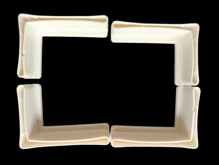 Chụp nhựa chân V cho bàn ghế, kệ sắt chữ V