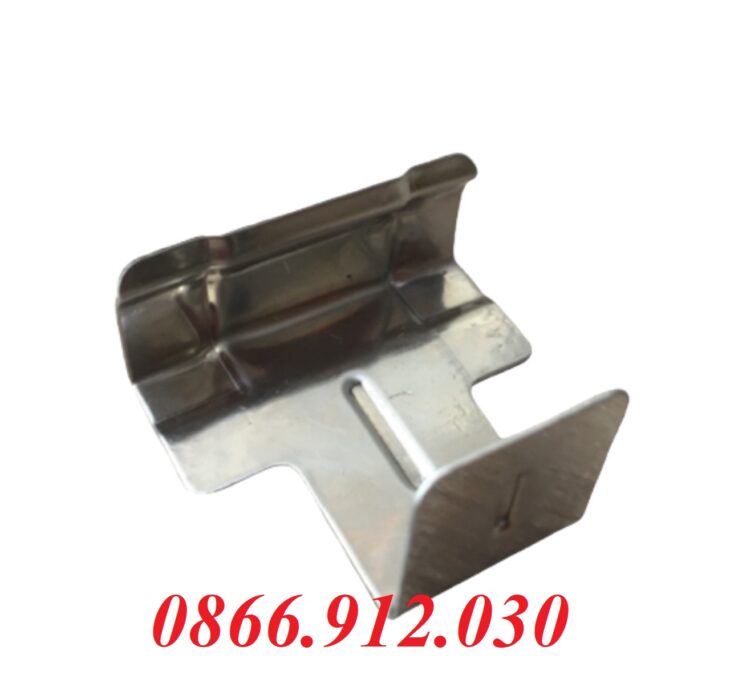 Kẹp thoát nước pin solar, giải pháp bảo vệ khung pin