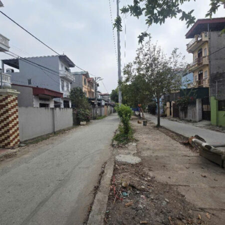 💥𝐇𝐀̀𝐍𝐆 𝐇𝐎T: ⛺️Căn nhà rẻ nhất Thanh Trì – 🚘🚘oto đỗ cửa. Cách 30m xe ô tô buýt tránh. 💥𝐇𝐀̀𝐍𝐆 𝐇𝐎T: ⛺️Căn nhà rẻ nhất Thanh Trì – 🚘🚘oto đỗ cửa. Cách 30m xe ô tô buýt tránh.