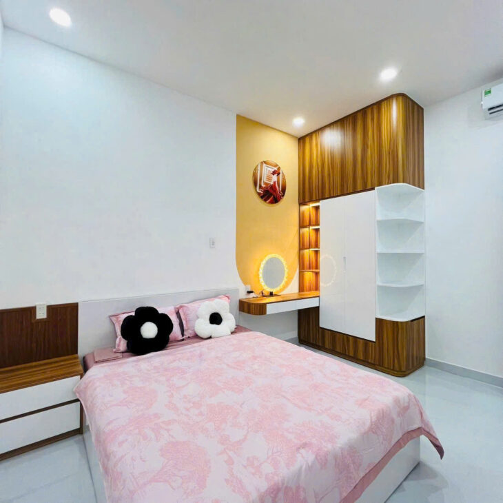 BÁN NHÀ GẦN BÊN SIÊU THỊ GO VĨNH ĐIỀM TRUNG –ĐƯỜNG XE HƠI 7 CHỖ THÔNG. TP NHA TRANG