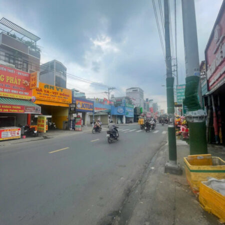 Bán nhà mặt tiền 10.5x35m giá 25,79 tỷ Đường Nguyễn Ảnh Thủ Bán nhà mặt tiền 10.5x35m giá 25,79 tỷ Đường Nguyễn Ảnh Thủ