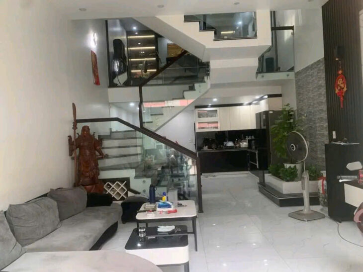 Bán Nhà Đẹp Trung Tâm Đường Nguyễn Trãi, Hải Phòng – Ô Tô Vào Nhà