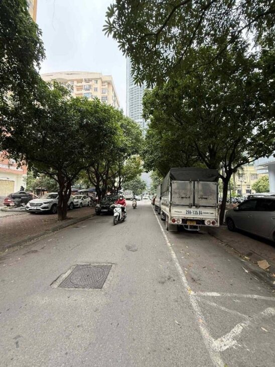 bán chung cư trần quý kiên cầu giấy DT 55m 2 ngủ giá 6,16 tỷ-ô tô dừng đỗ ngày đêm