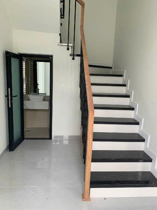 Hiếm Quận 2 Nhà 3 tầng đẹp hẻm xe hơi 7m 5,xty,đường số 6,Bình Trưng Đông