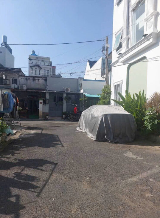 Hiếm Quận 2 Nhà 3 tầng đẹp hẻm xe hơi 7m 5,xty,đường số 6,Bình Trưng Đông