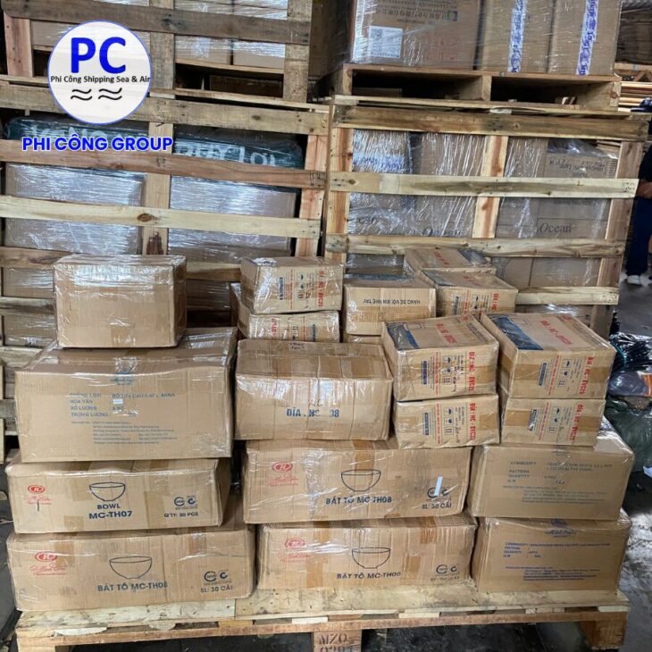 GỬI QUẦN ÁO ĐỒNG PHỤC VIỆT NAM QUA MỸ