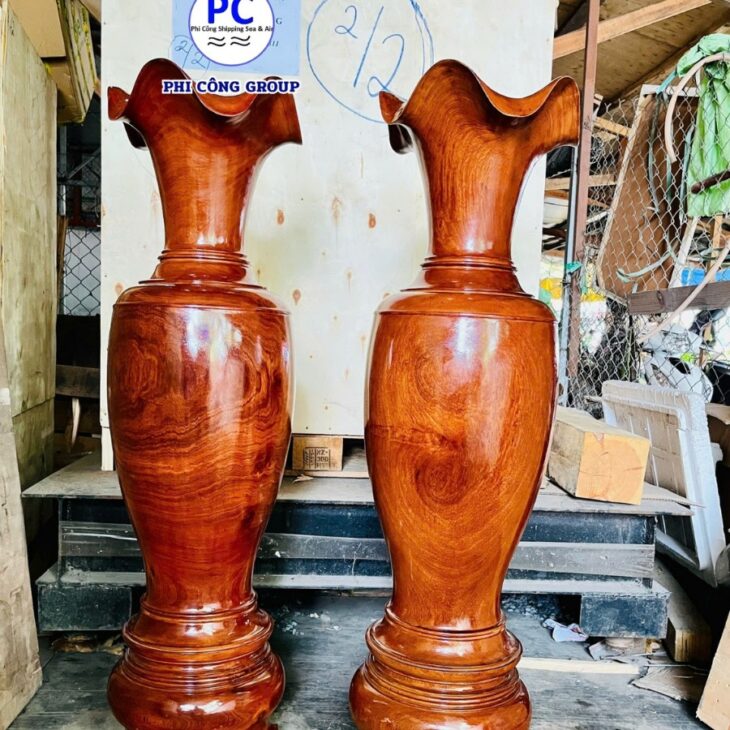 Hàng gỗ nguyên khối, kích thước lớn