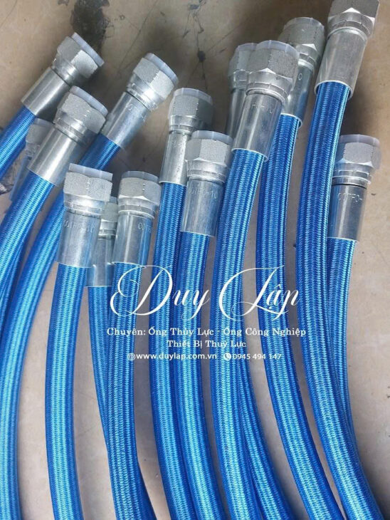 Ống chịu nhiệt Teflon PTFE lưới inox