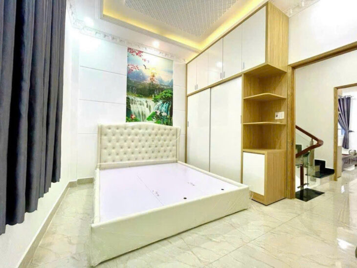 CHỈ 7.x TỶ- NHÀ 4 TẦNG- GẦN HOÀNG QUỐC VIỆT- HUỲNH THỊ ĐỒNG- HXH 6M- DT 4.6 x 12 – 2 LẦU- 4PN- HOÀN