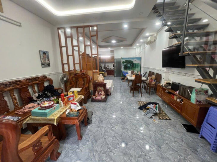 GIÁ 4.x TỶ- HUỲNH TẤN PHÁT- NHÀ MỚI- DT 5 x 15- SHR- HOÀN CÔNG- GẦN HOÀNG QUỐC VIỆT- KDC HIỆN HỮU.