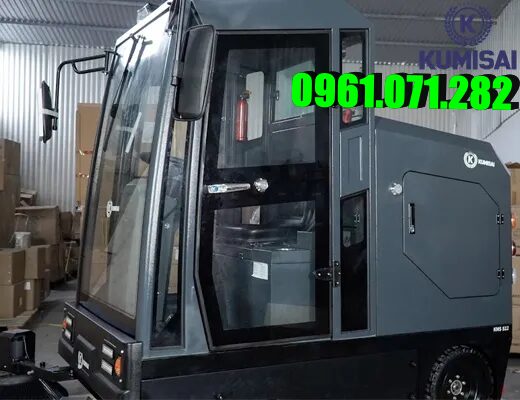 Xe quét rác ngồi lái Kumisai KMS-S12