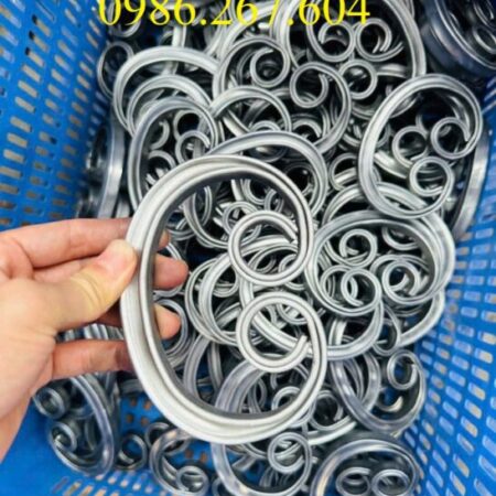 Buôn bán hoa văn, chi tiết sắt mỹ thuật giá tốt cho xưởng cơ khí