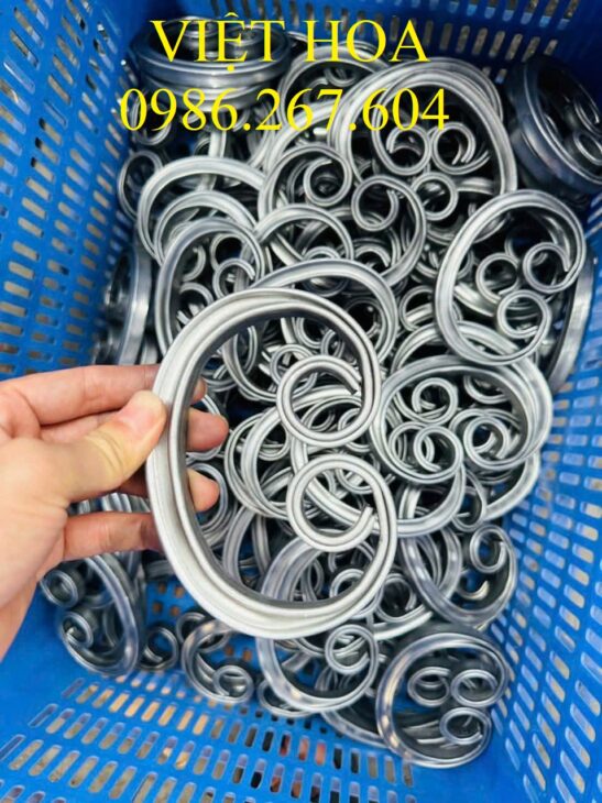Buôn bán hoa văn, chi tiết sắt mỹ thuật giá tốt cho xưởng cơ khí