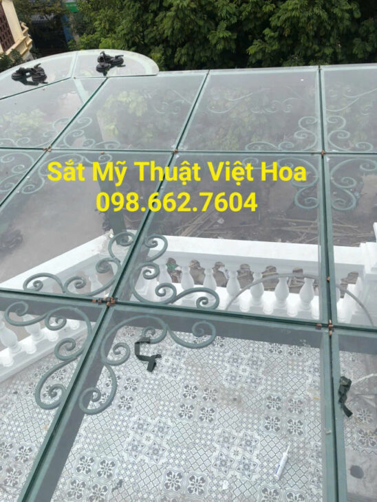 Mái kính nghệ thuật sang trọng, chất lượng tại Hà Nội