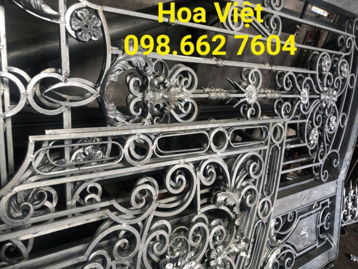 Nhận gia công, sản xuất cổng sắt mỹ thuật cho nhà phố, biệt thự