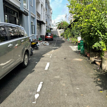 BÁN NHÀ GẦN TÔ NGỌC VÂN – GẦN 60M² – HẺM 6M Ô TÔ TRÁNH, KHU DÂN CƯ CAO CẤP – NHỈNH 4 TỶ
