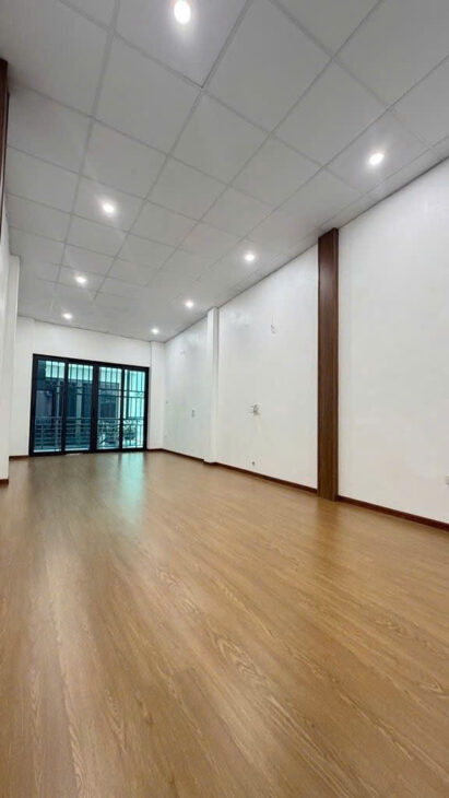 Bùi Huy Bích 36m² 2 Tầng – Nhà Mới Xây – Ô Tô Vào Đường Rộng Bùi Huy Bích 36m² 2 Tầng – Nhà Mới Xây – Ô Tô Vào Đường Rộng