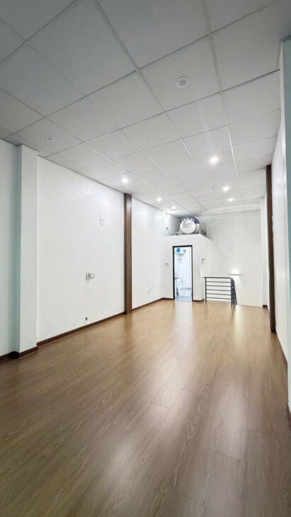 Bùi Huy Bích 36m² 2 Tầng – Nhà Mới Xây – Ô Tô Vào Đường Rộng