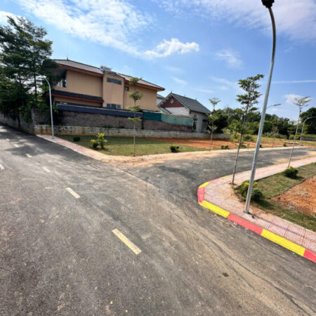 Dành cho các phụ huynh có con đang học ở ĐHQG Hòa Lạc muốn tìm đất sát đại học, ga Metro để xây