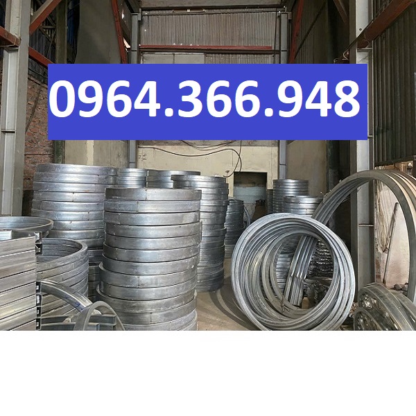 Vòng tròn uốn sắt theo đường kính yêu cầu